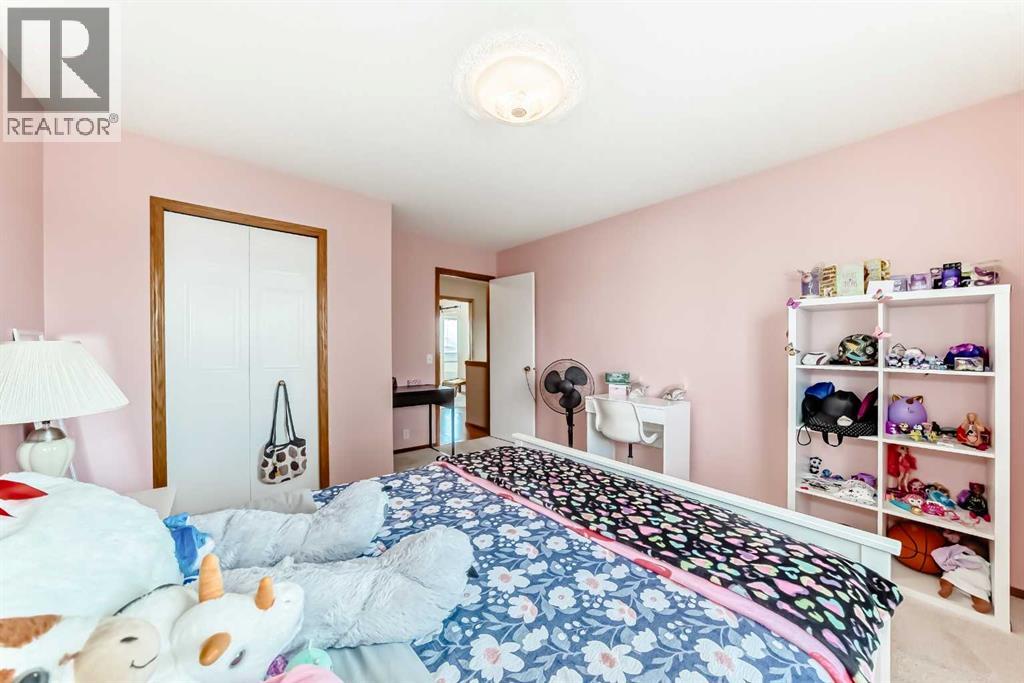 170 Shawbrooke Green Sw, Calgary, Alberta  T2Y 3C6 - Photo 25 - A2289378