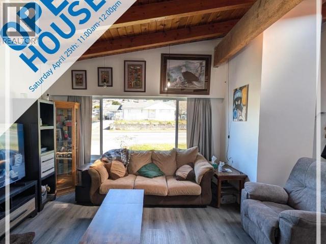 4029 JOYCE AVE, Powell River, British Columbia