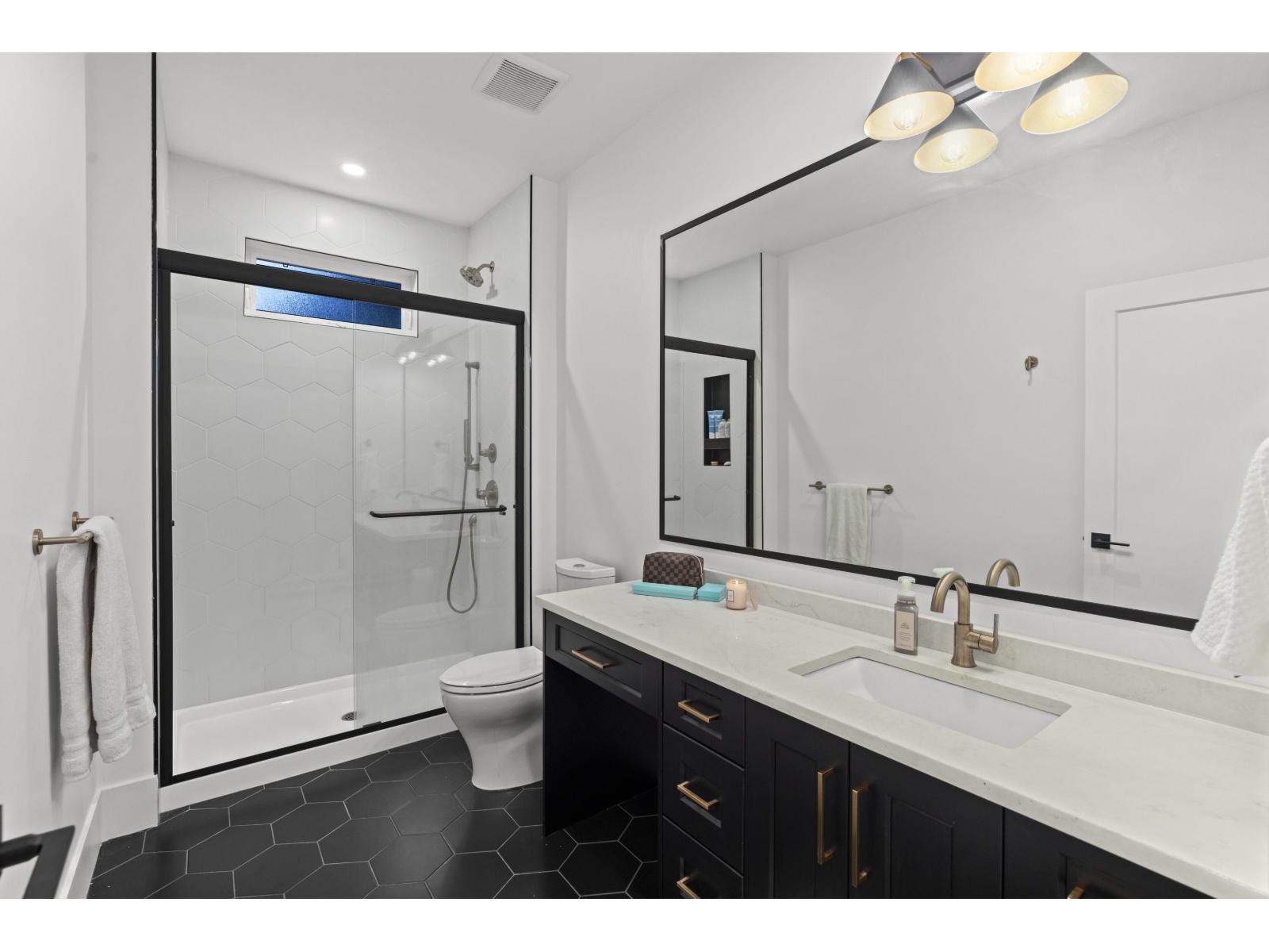 13026 16 Avenue, Surrey, British Columbia  V4A 1N9 - Photo 28 - R3114325