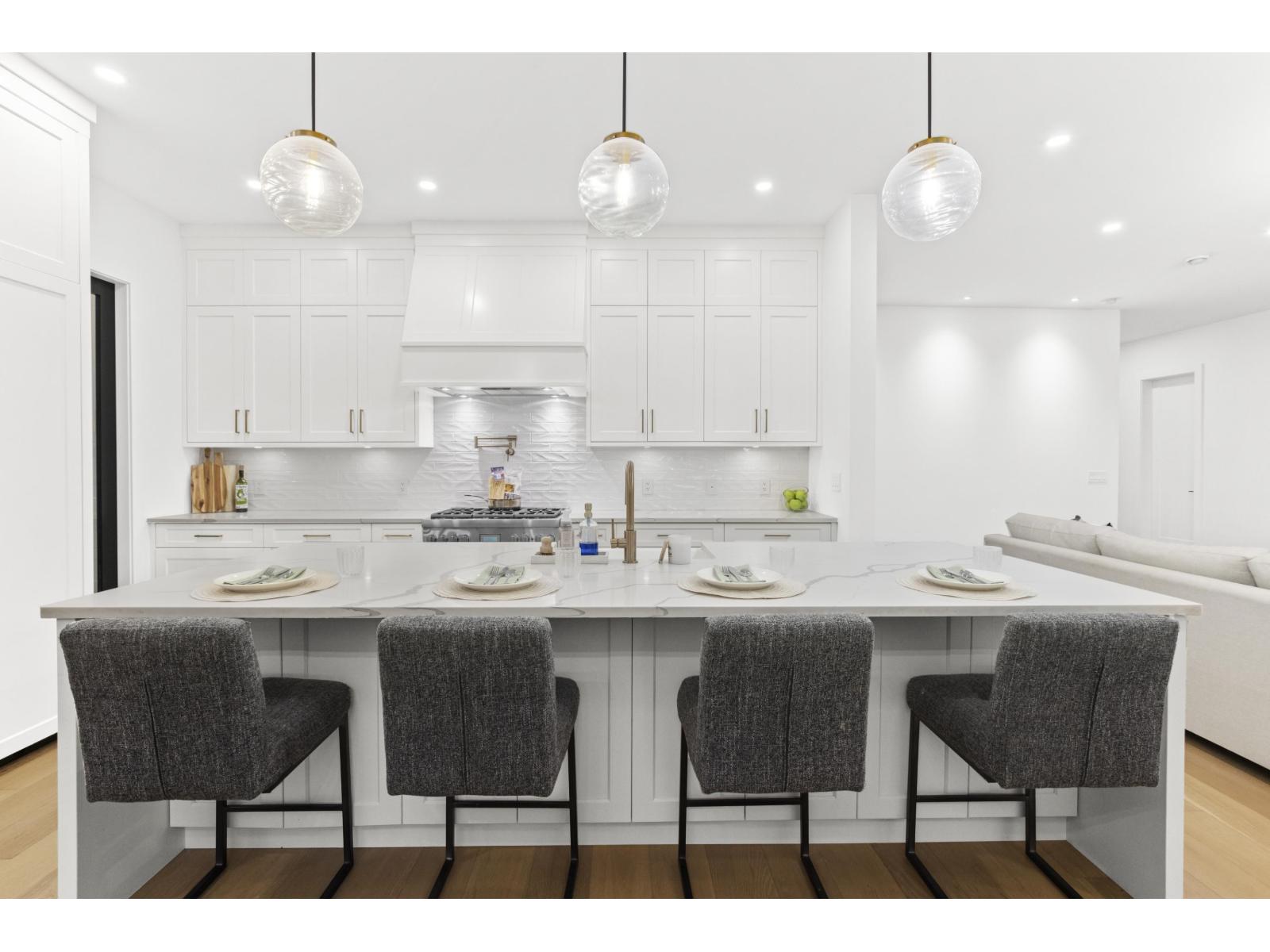 13026 16 Avenue, Surrey, British Columbia  V4A 1N9 - Photo 7 - R3114325