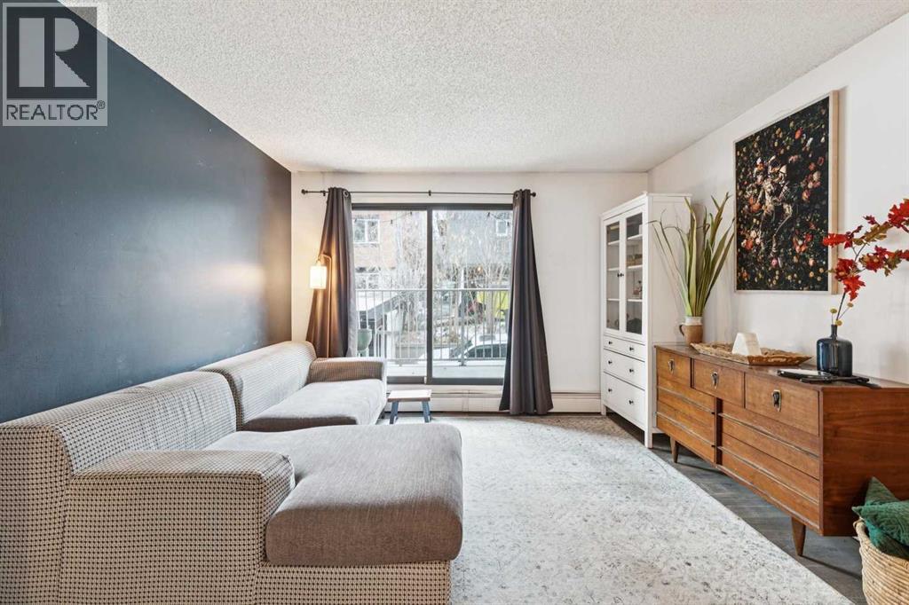 106, 835 19 Avenue Sw, Calgary, Alberta  T2T 0H6 - Photo 3 - A2294051