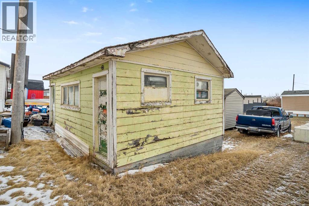 804 Center Street, Carstairs, Alberta  T0M 0N0 - Photo 18 - A2295628