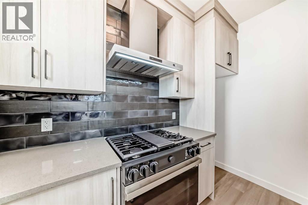 267 Chelsea Heath, Chestermere, Alberta  T1X 2N4 - Photo 8 - A2295827