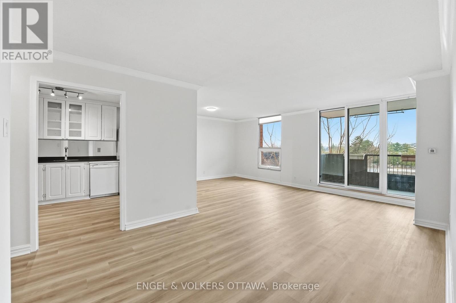 301 - 2951 Riverside Drive, Ottawa, Ontario  K1V 8W6 - Photo 8 - X13027542