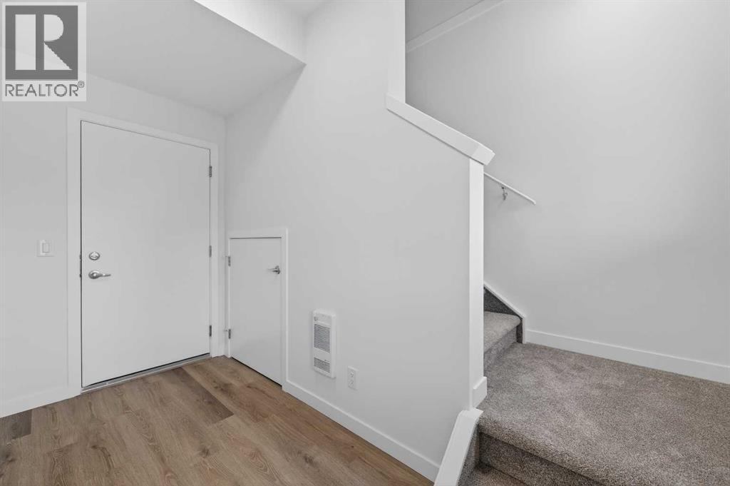 32 Red Embers Plaza Ne, Calgary, Alberta  T3N 2W1 - Photo 4 - A2295986
