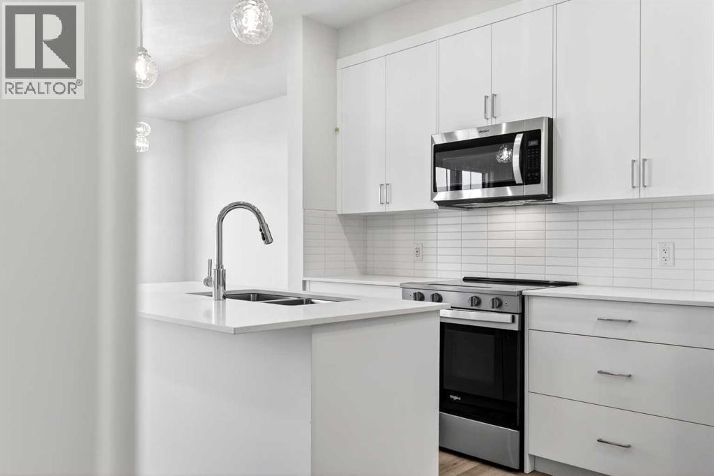 50 Creekside Way Sw, Calgary, Alberta  T2X 6E2 - Photo 15 - A2300544