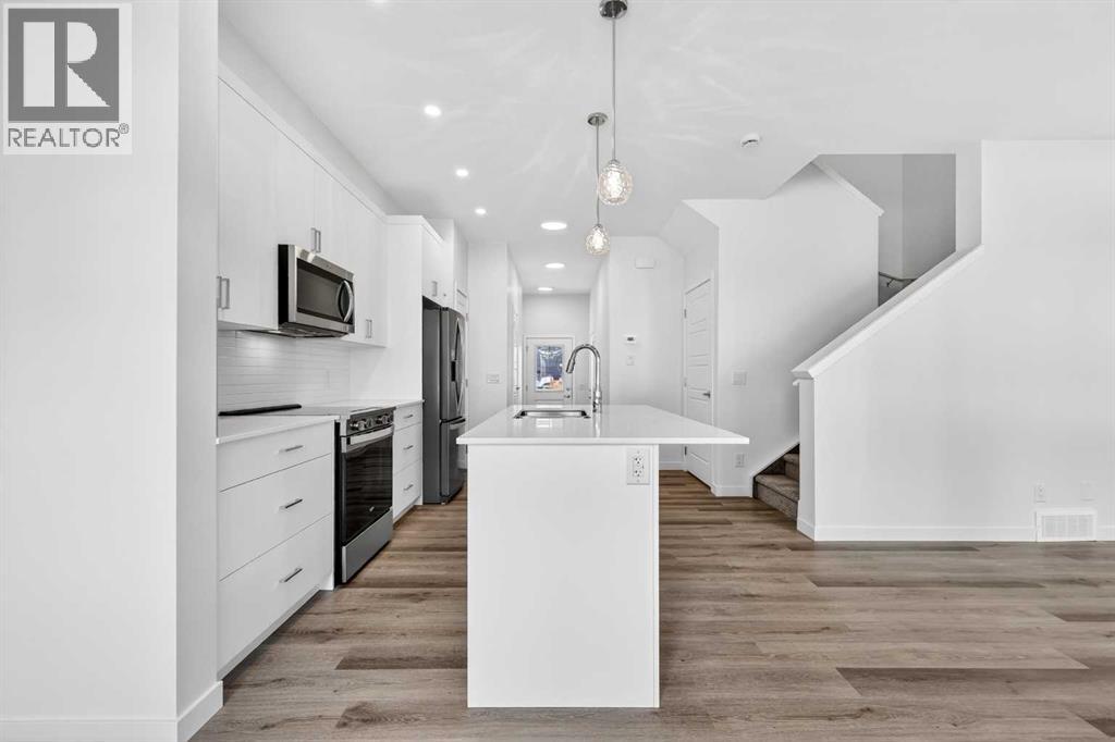 50 Creekside Way Sw, Calgary, Alberta  T2X 6E2 - Photo 12 - A2300544