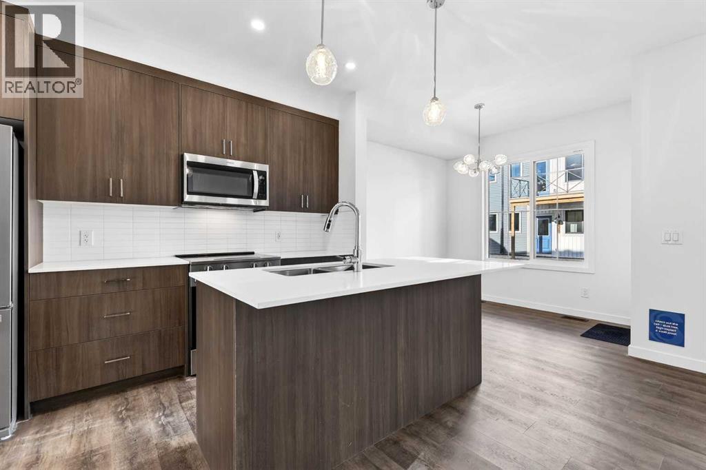 54 Creekside Way Sw, Calgary, Alberta  T2X 6E2 - Photo 12 - A2300549