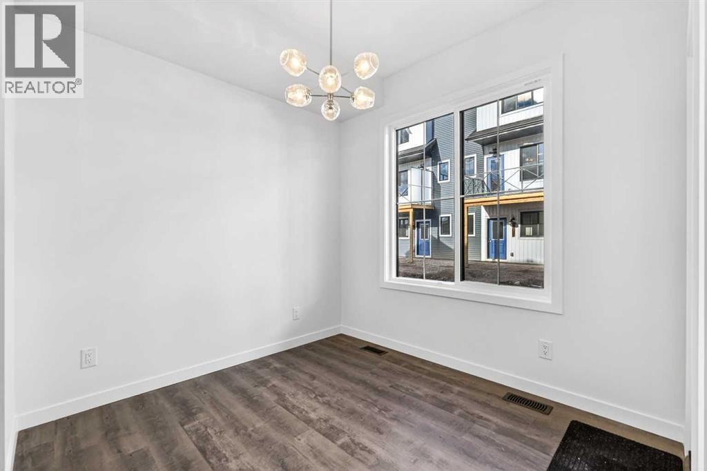 54 Creekside Way Sw, Calgary, Alberta  T2X 6E2 - Photo 17 - A2300549