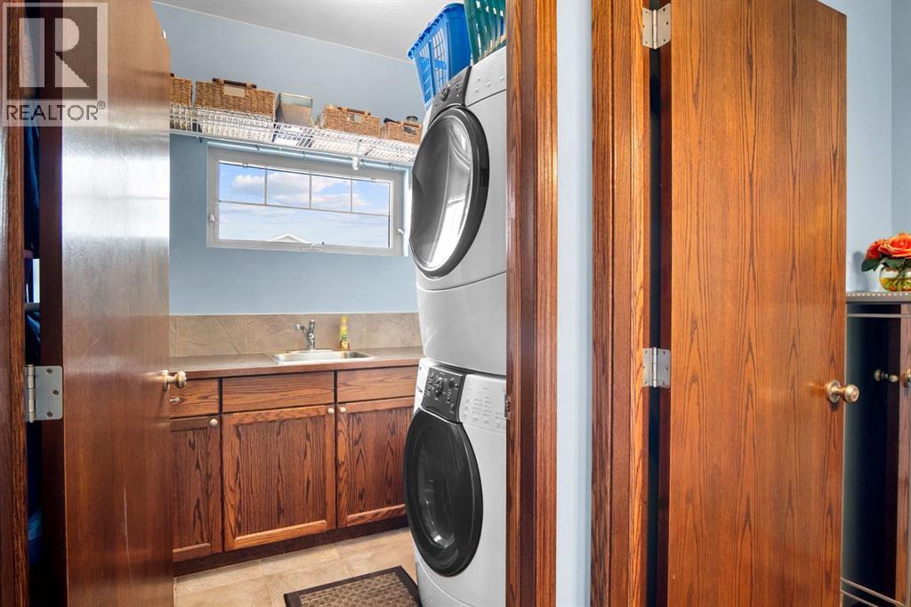 41 Stromsay Gate, Carstairs, Alberta  T0M 0N0 - Photo 8 - A2303750