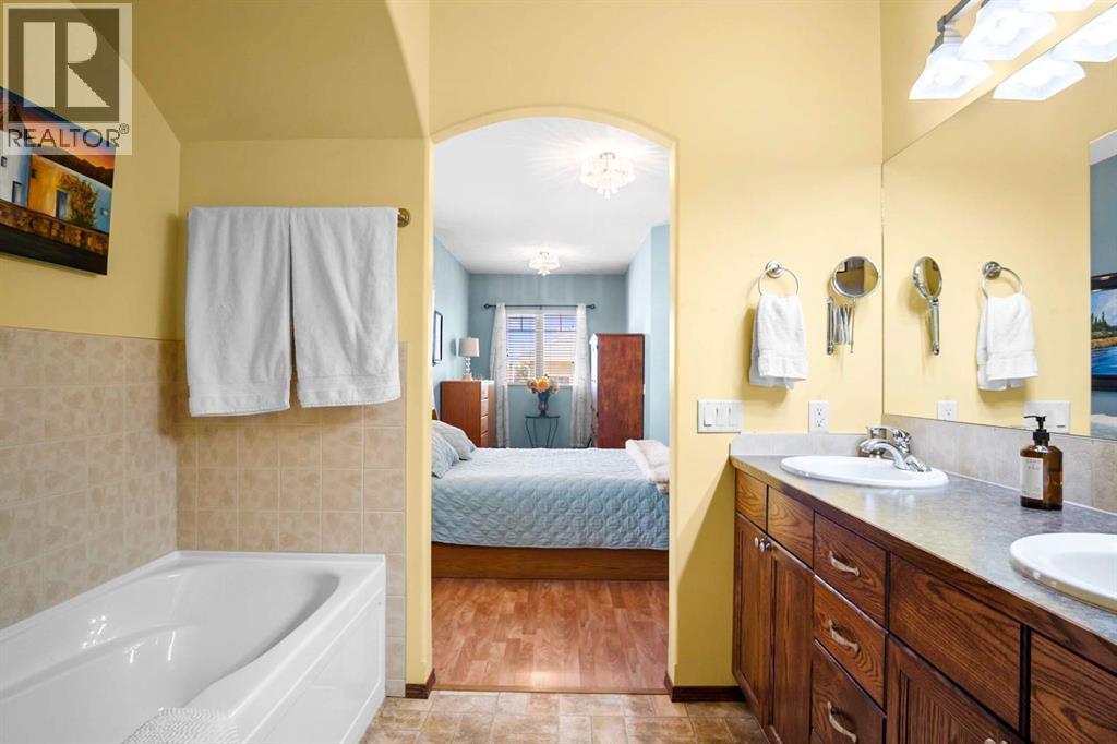 41 Stromsay Gate, Carstairs, Alberta  T0M 0N0 - Photo 26 - A2303750