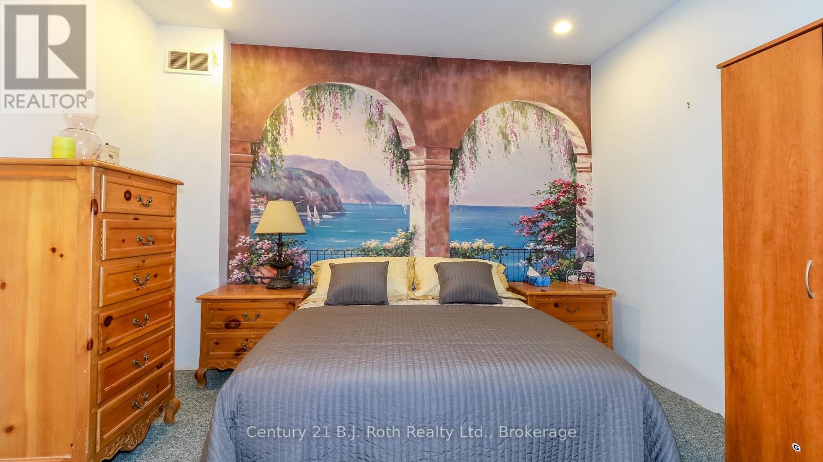 20 Grant Avenue, Tiny, Ontario  L0L 1P1 - Photo 16 - S13027478