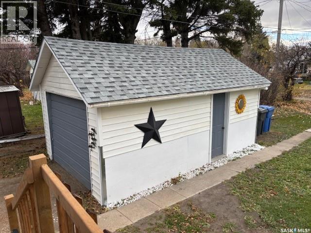 224 3rd Avenue W, Canora, Saskatchewan  S0A 0L0 - Photo 23 - SK022042