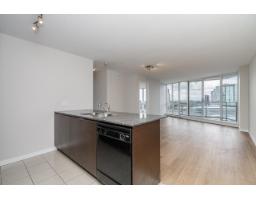 2002 13618 100 AVENUE, Surrey, British Columbia