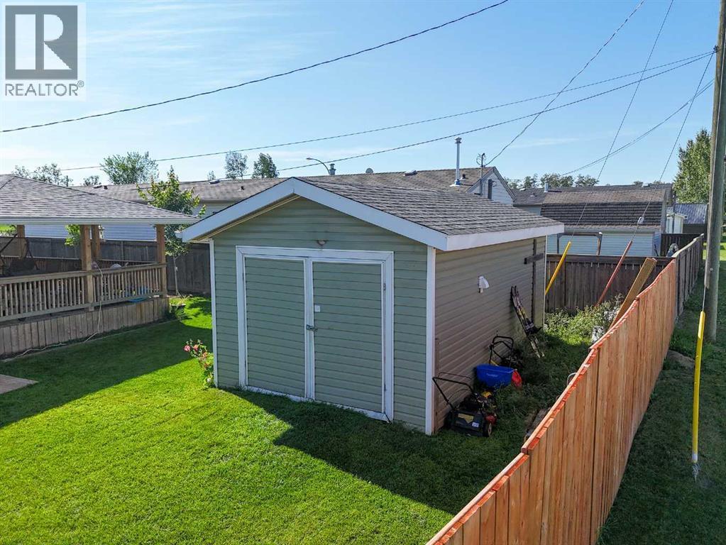 11002 102 Avenue, La Crete, Alberta  T0H 2H0 - Photo 7 - A2285129