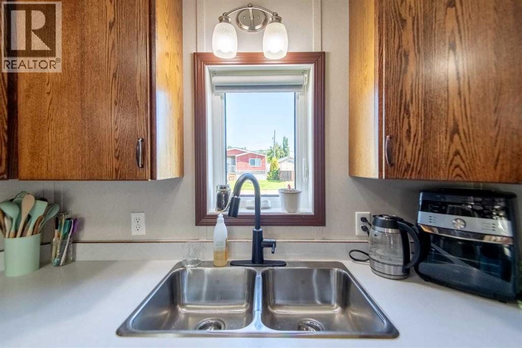 11002 102 Avenue, La Crete, Alberta  T0H 2H0 - Photo 16 - A2285129