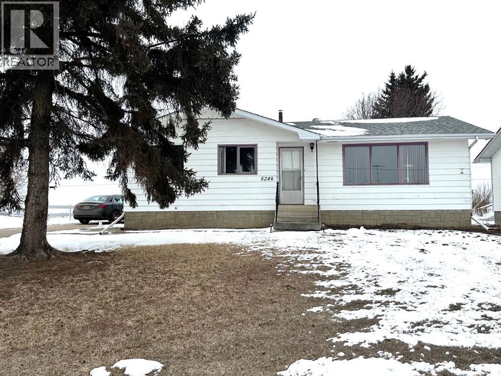 5240 50 Avenue, Holden, Alberta  T0B 2C0 - Photo 1 - A2296133