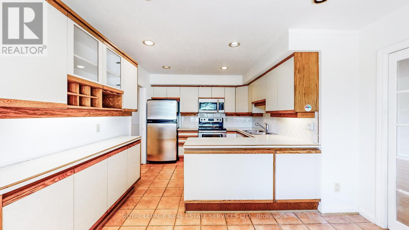 24 Burleigh Heights Drive, Toronto, Ontario  M2K 1Y7 - Photo 12 - C12599910