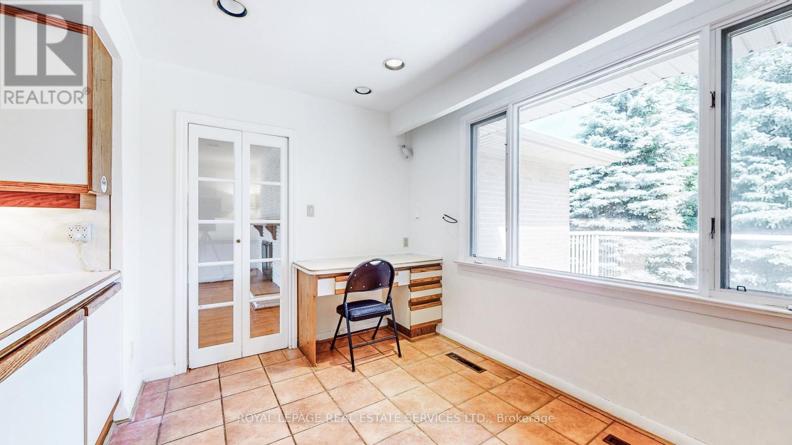 24 Burleigh Heights Drive, Toronto, Ontario  M2K 1Y7 - Photo 14 - C12599910