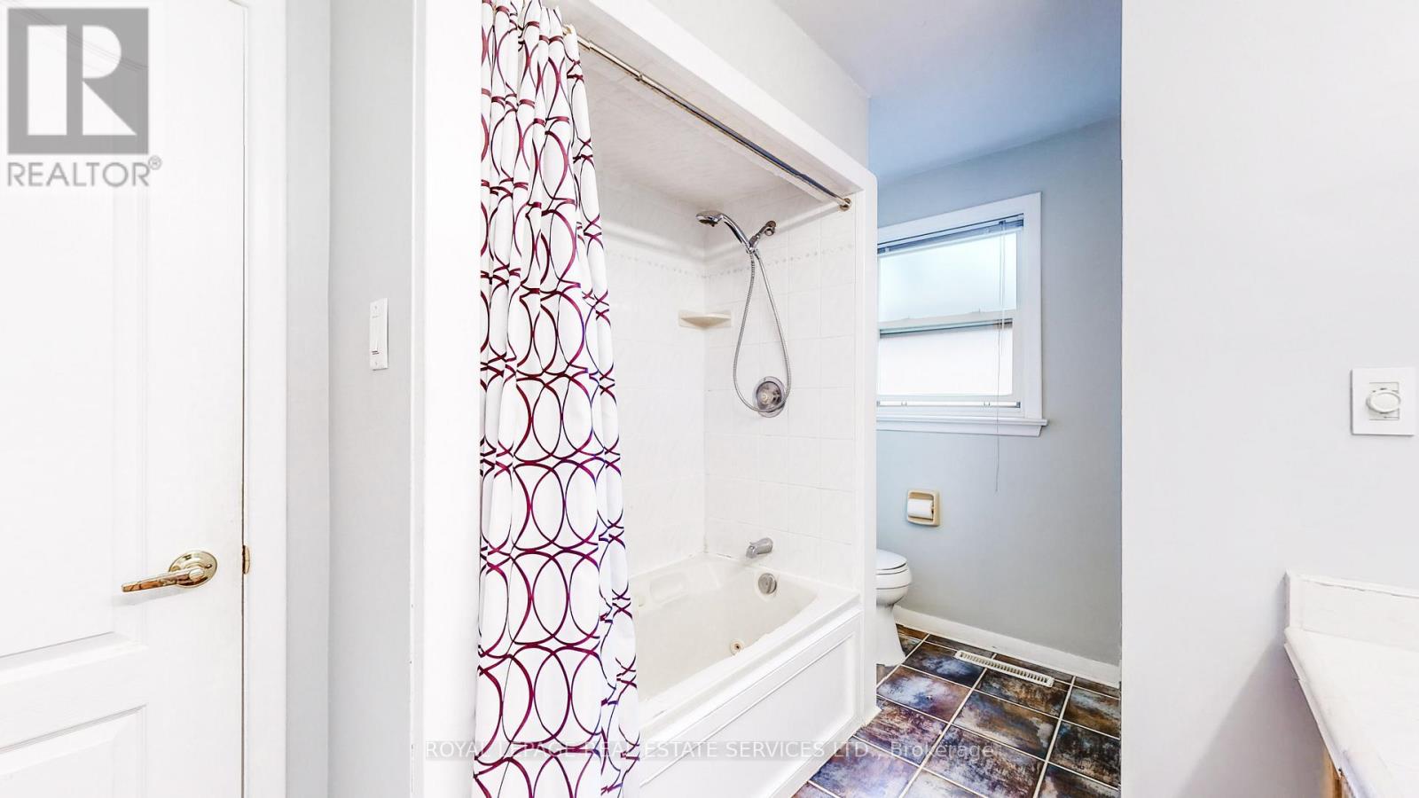 24 Burleigh Heights Drive, Toronto, Ontario  M2K 1Y7 - Photo 23 - C12599910