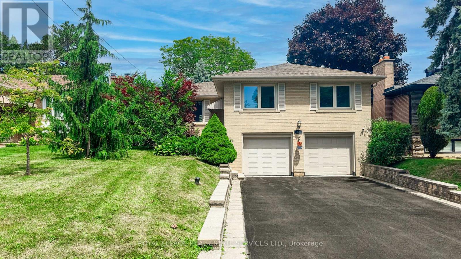 24 Burleigh Heights Drive, Toronto, Ontario  M2K 1Y7 - Photo 2 - C12599910