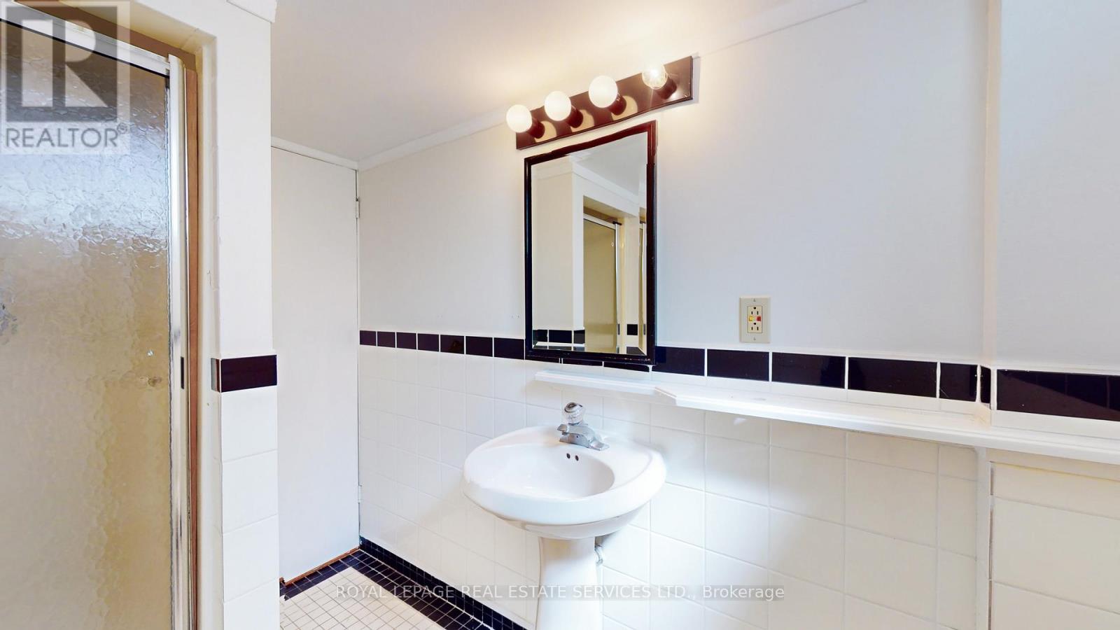 24 Burleigh Heights Drive, Toronto, Ontario  M2K 1Y7 - Photo 35 - C12599910