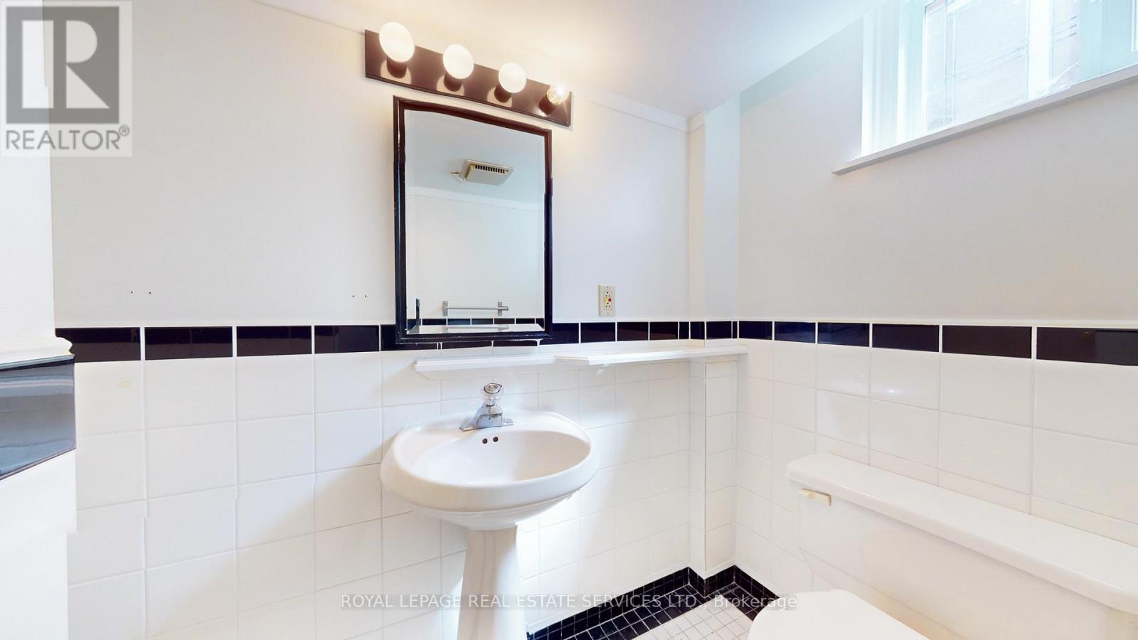 24 Burleigh Heights Drive, Toronto, Ontario  M2K 1Y7 - Photo 36 - C12599910