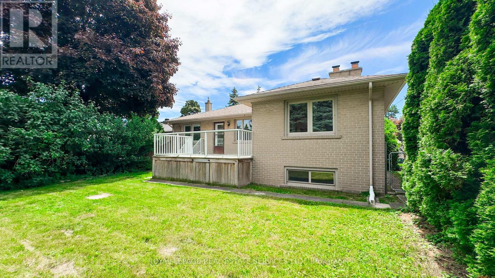 24 Burleigh Heights Drive, Toronto, Ontario  M2K 1Y7 - Photo 46 - C12599910