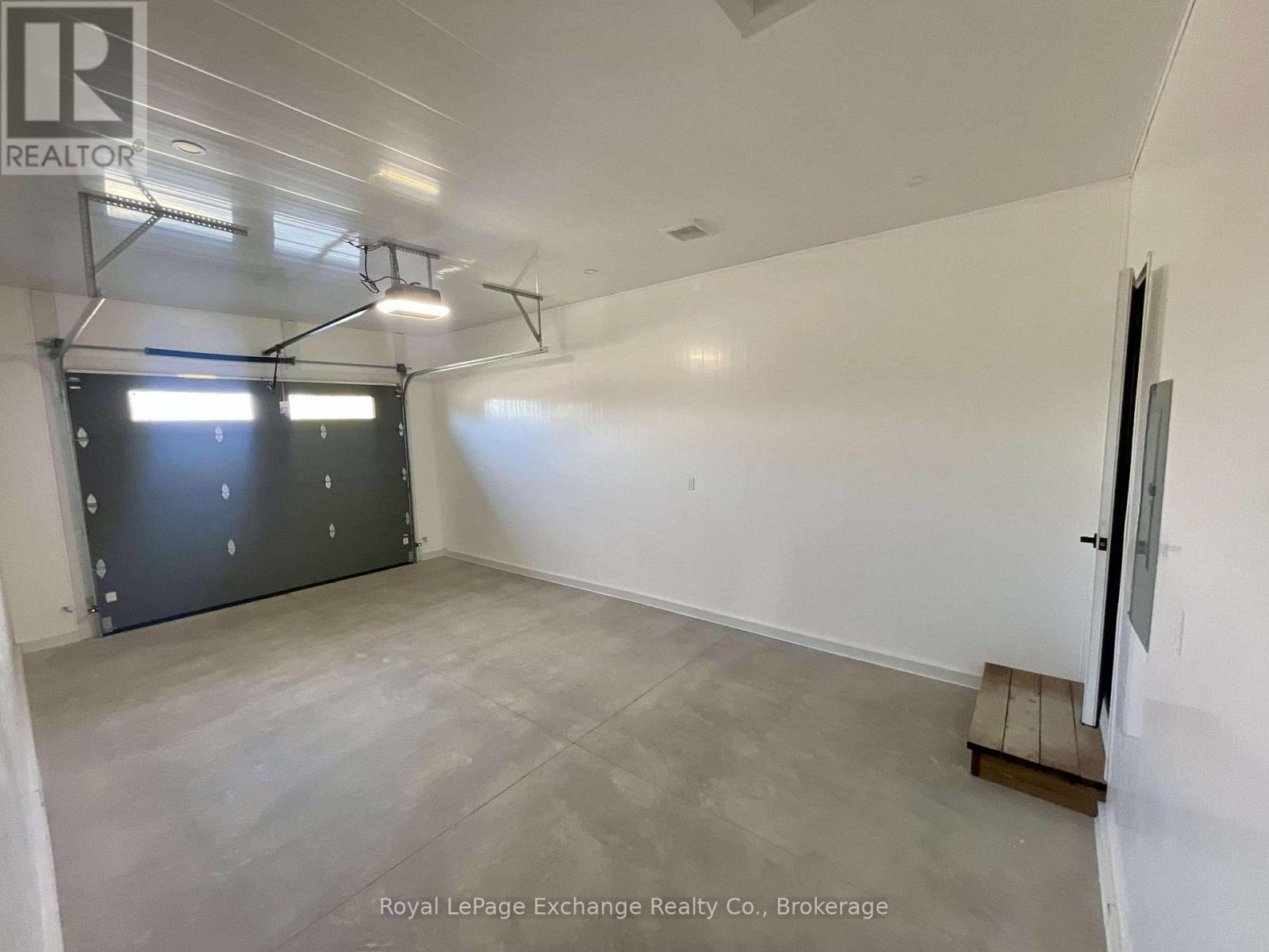 8 Mercedes Crescent N, Kincardine, Ontario  N2Z 1G8 - Photo 15 - X13027554