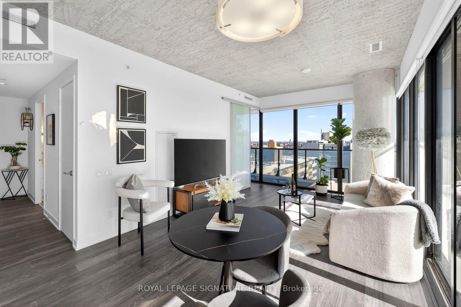 1110 - 185 Roehampton Avenue, Toronto, Ontario  M4P 0C6 - Photo 2 - C13027474