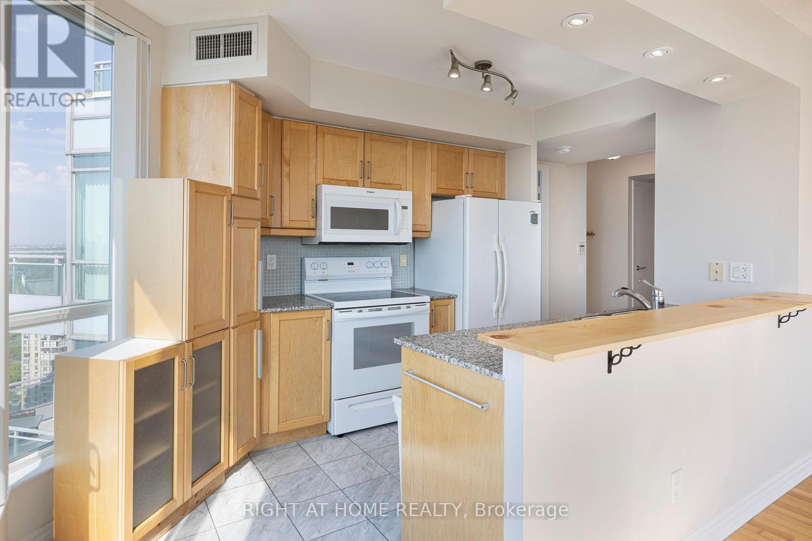 2610 - 60 Byng Avenue, Toronto, Ontario  M2N 7K3 - Photo 13 - C13027484