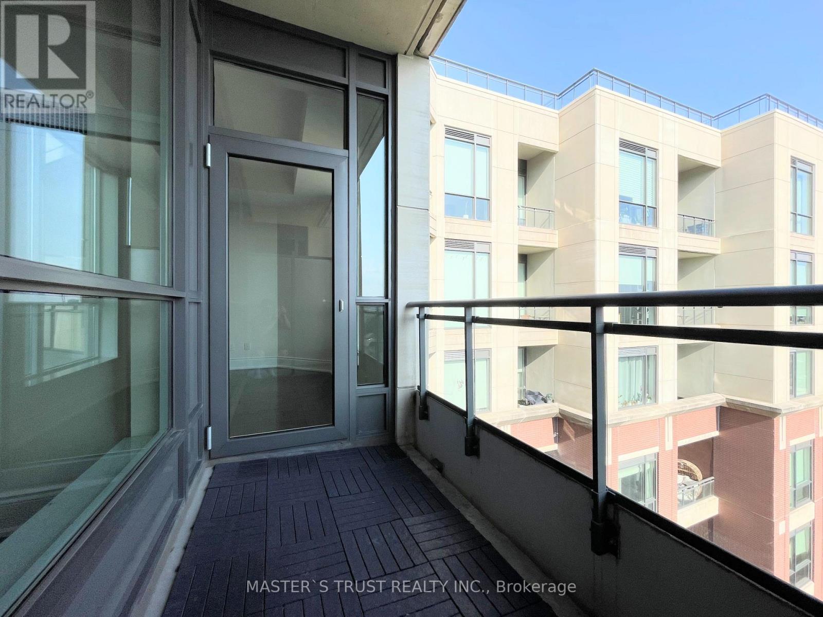 917 - 23 Glebe Road W, Toronto, Ontario  M5P 0A1 - Photo 18 - C13027540