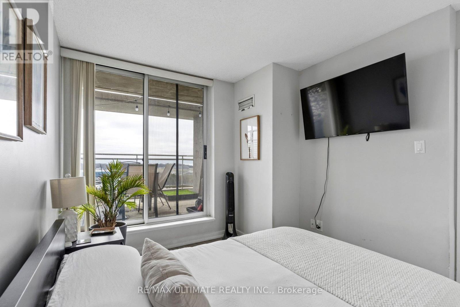 1216 - 650 Queens Quay W, Toronto, Ontario  M5V 3N2 - Photo 12 - C13027544