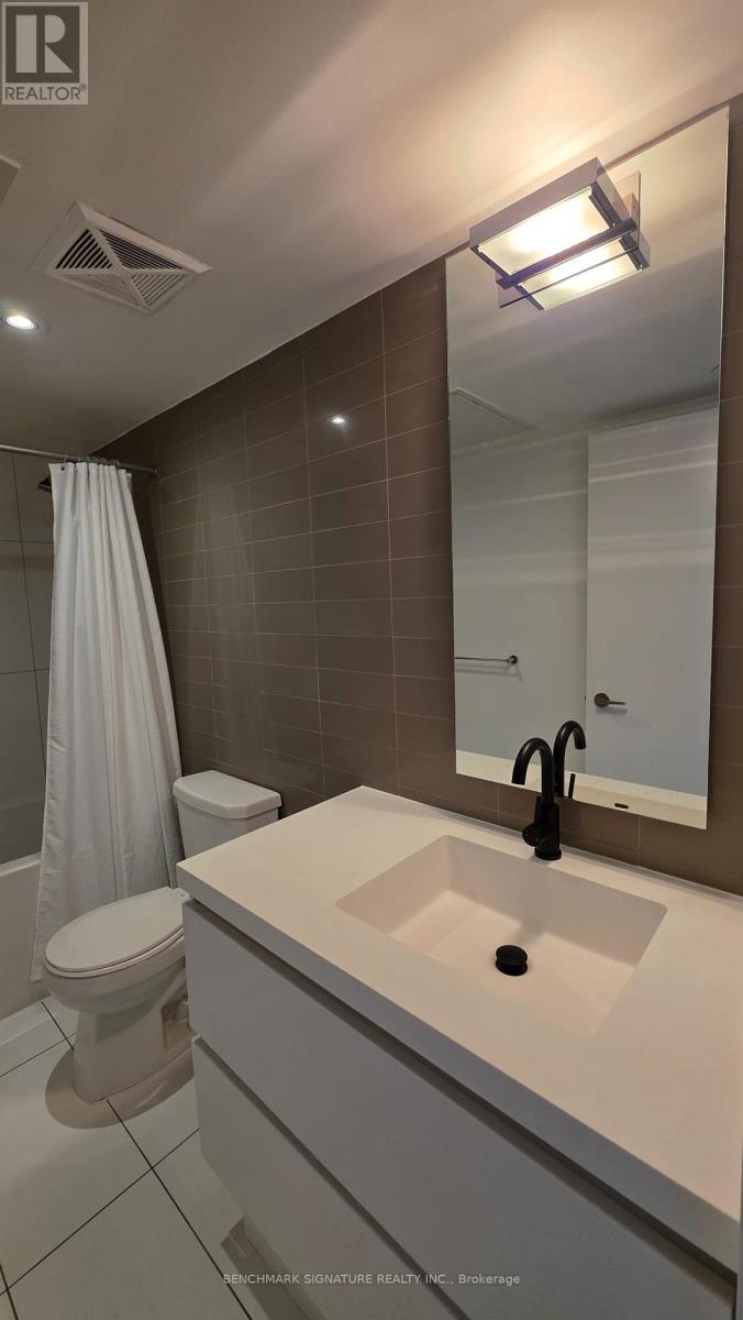 205 - 75 Queens Wharf Road, Toronto, Ontario  M5V 0J8 - Photo 10 - C13027546