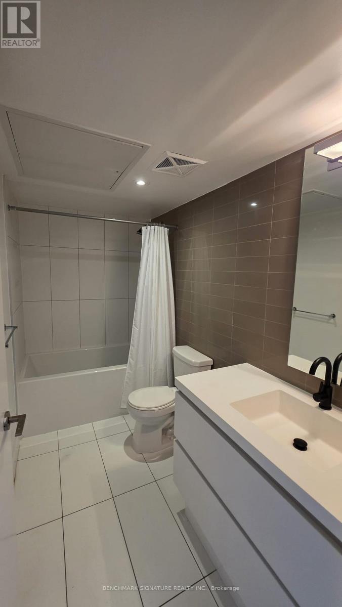 205 - 75 Queens Wharf Road, Toronto, Ontario  M5V 0J8 - Photo 9 - C13027546