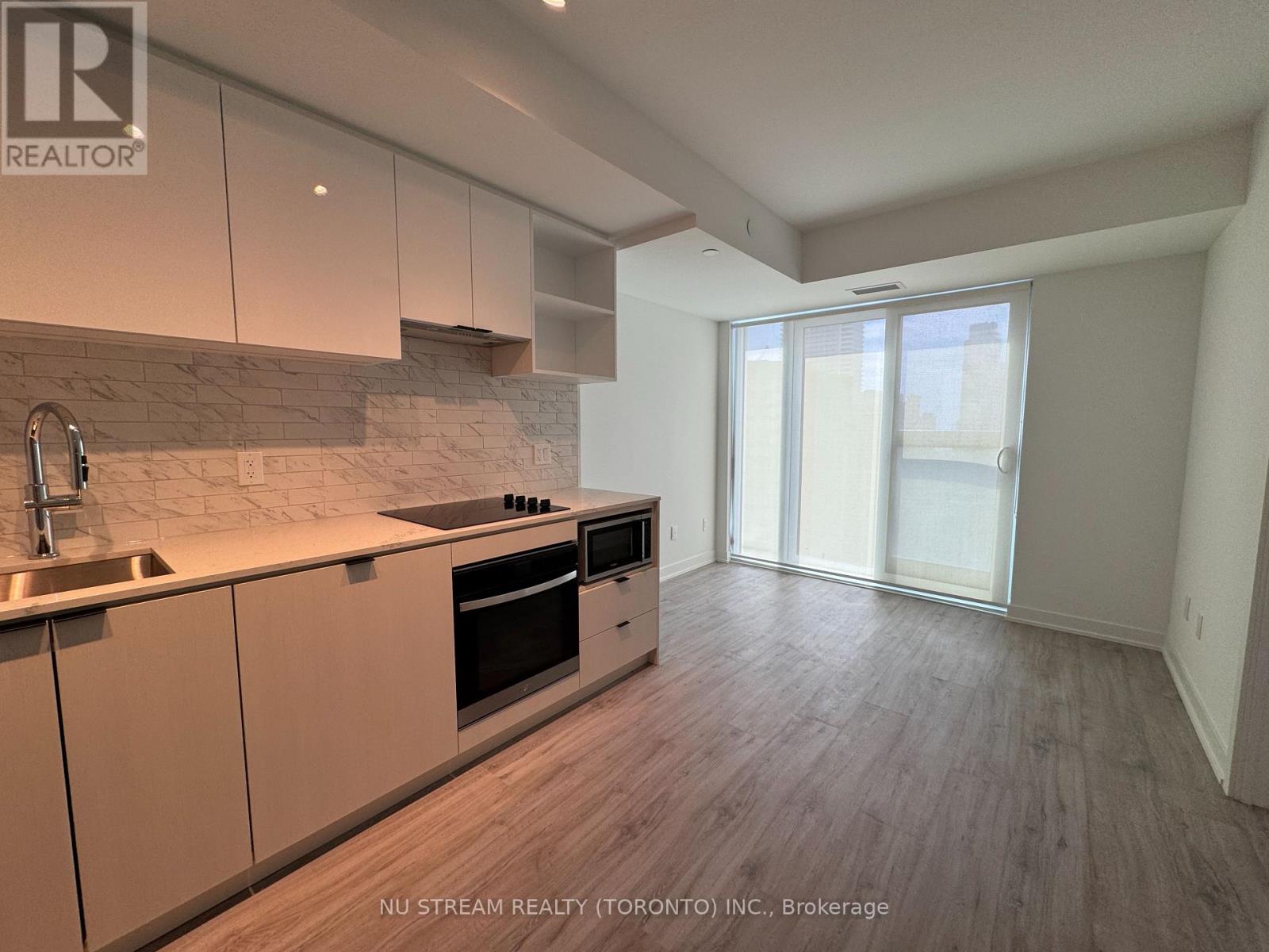 2612 - 252 Church Street, Toronto, Ontario  M5B 1Z2 - Photo 3 - C13027552