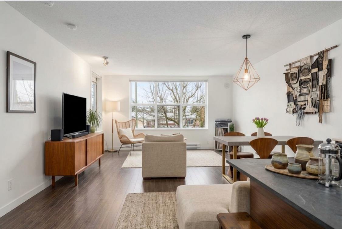 205 10707 139 Street, Surrey, British Columbia  V3T 0B2 - Photo 3 - R3111244