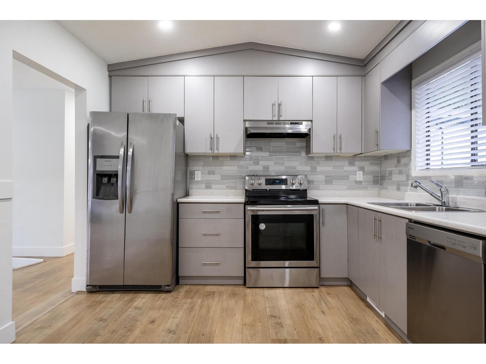 2803 Babich Street, Abbotsford, British Columbia  V2S 3K4 - Photo 7 - R3113178