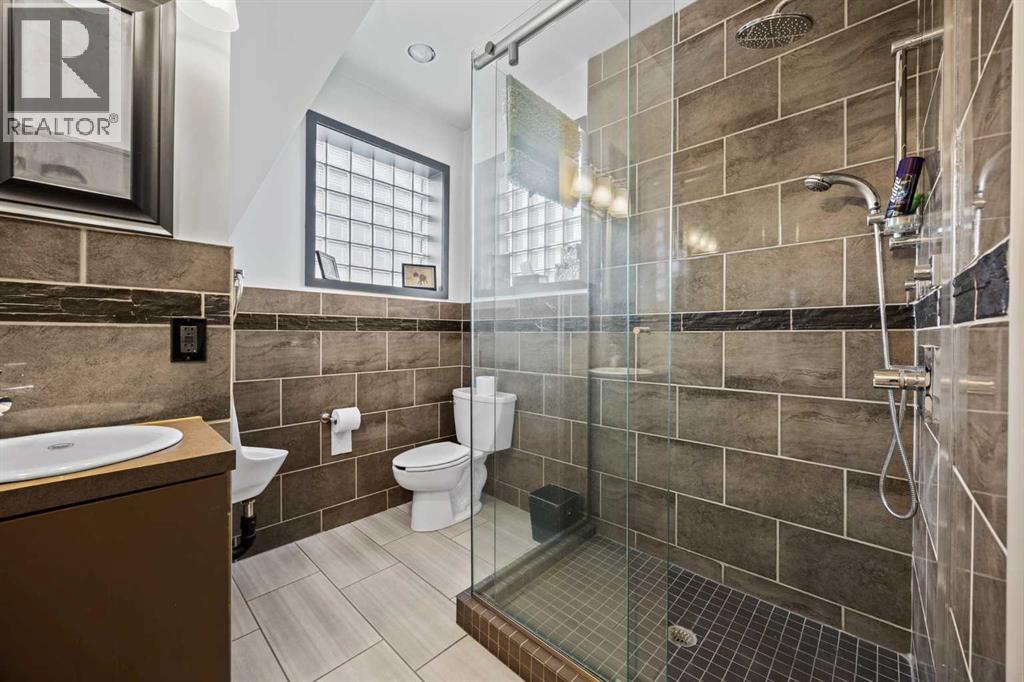 1742 10 Avenue SW, Calgary, Alberta  T3C 0J8 - Photo 22 - A2293149