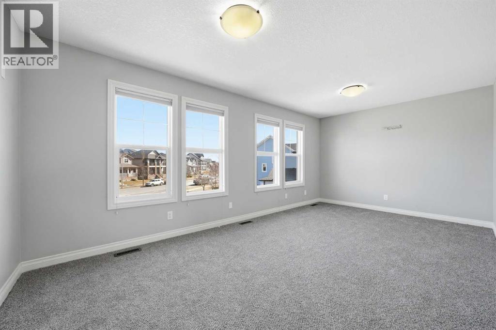 110 Heritage Place NE, Cochrane, Alberta  T4C 0E2 - Photo 31 - A2294654