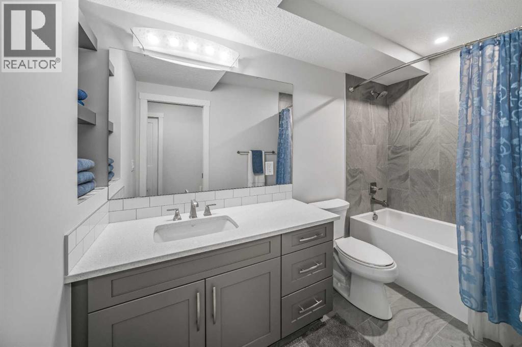 108, 15 Cougar Ridge Landing SW, Calgary, Alberta  T3H 6C3 - Photo 35 - A2296193