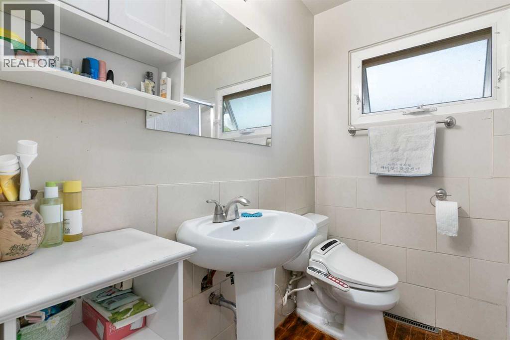 87 Hillgrove Drive SW, Calgary, Alberta  T2V 3L8 - Photo 20 - A2298044