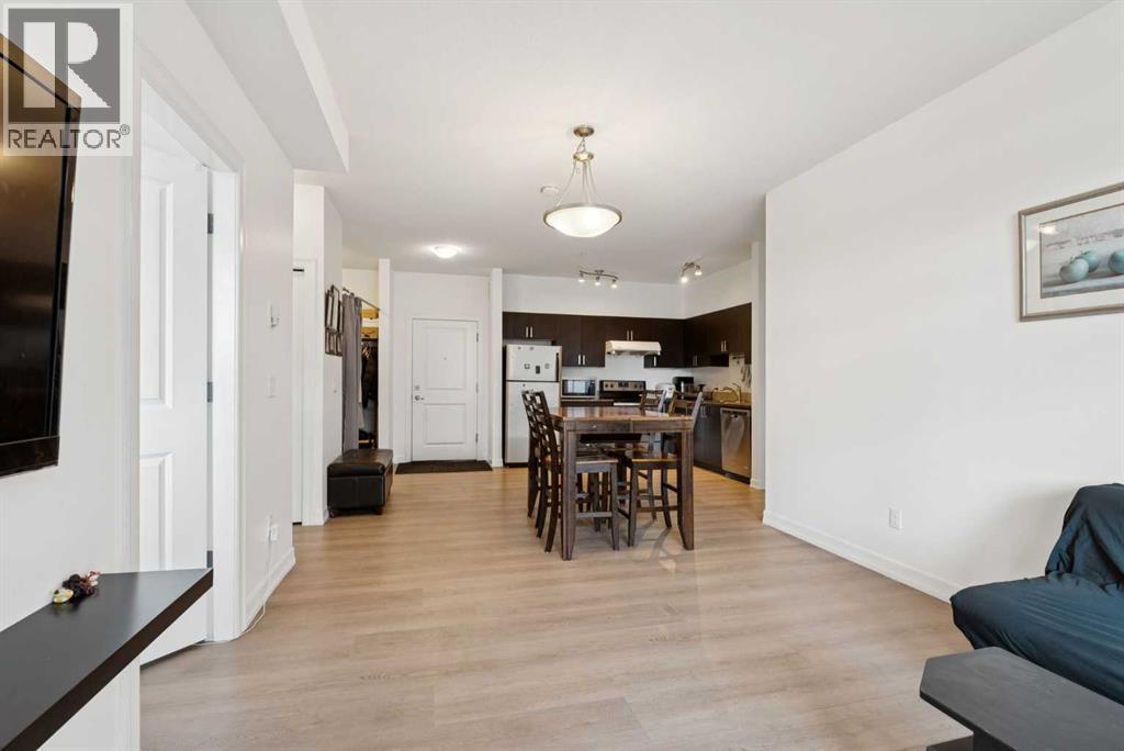 116, 117 Copperpond Common Se, Calgary, Alberta  T2Z 5E2 - Photo 9 - A2303201