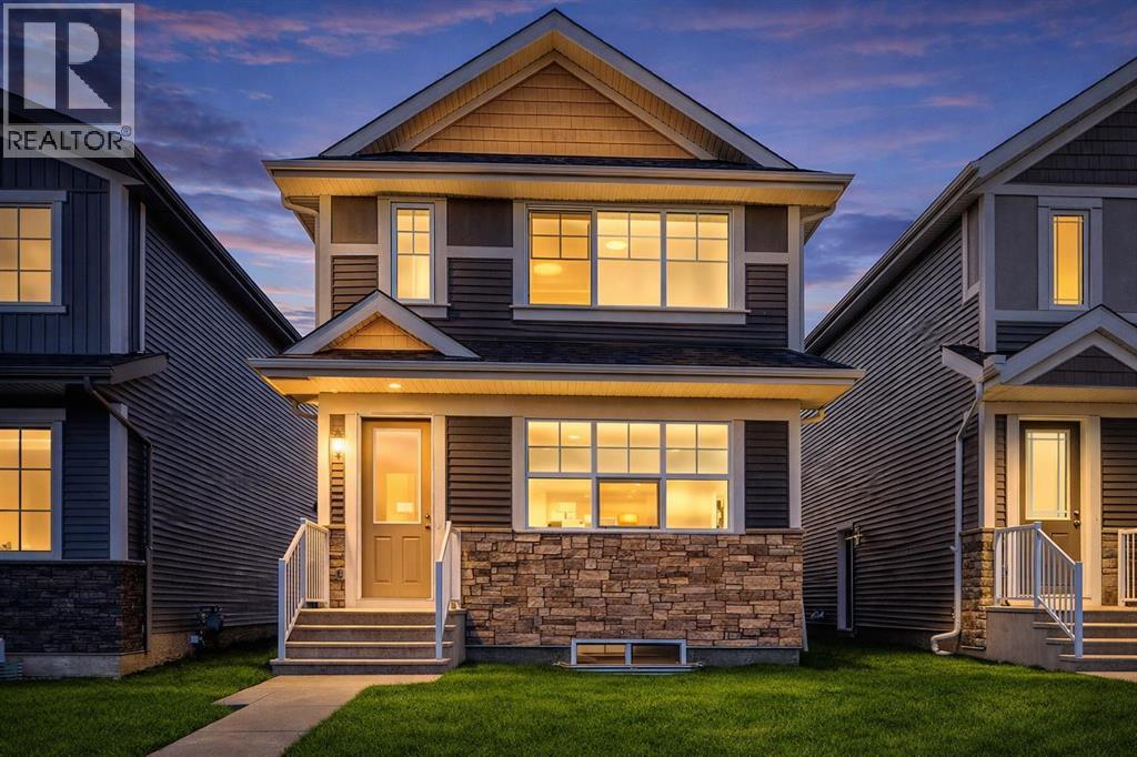 72 Wedderburn Drive, Okotoks, Alberta