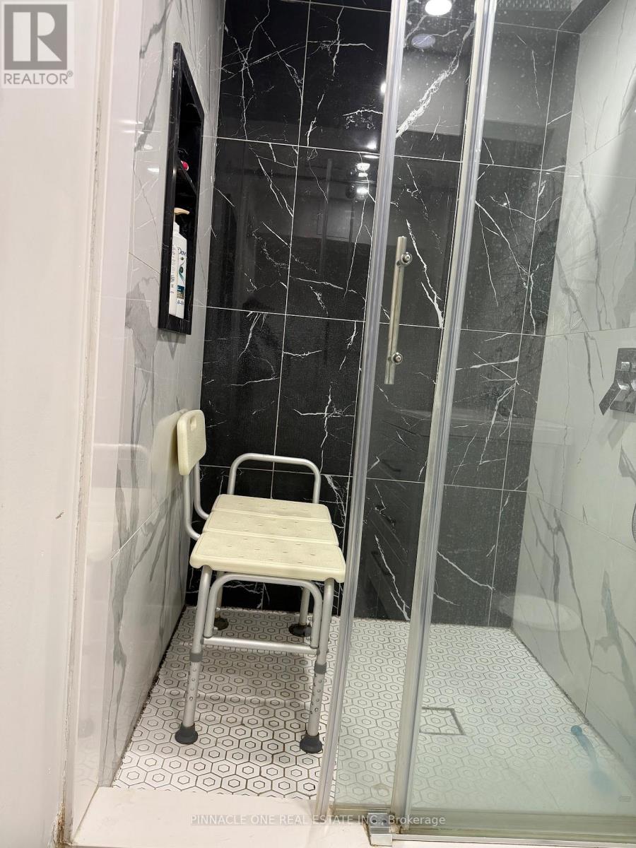 23 Purdy Place, Clarington, Ontario  L1C 0V2 - Photo 7 - E13027588