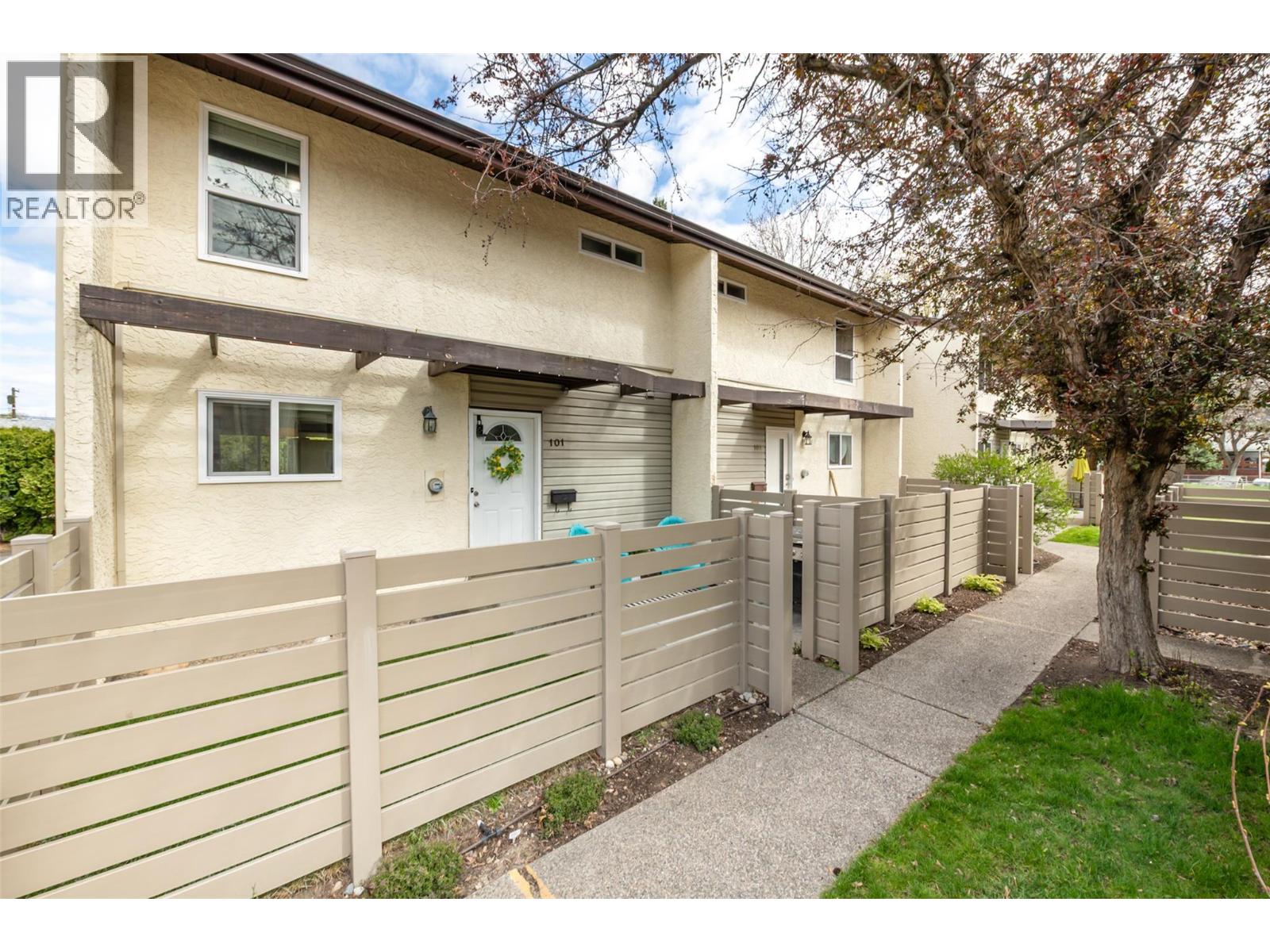 250 Briarwood Road Unit# 101, Kelowna, British Columbia