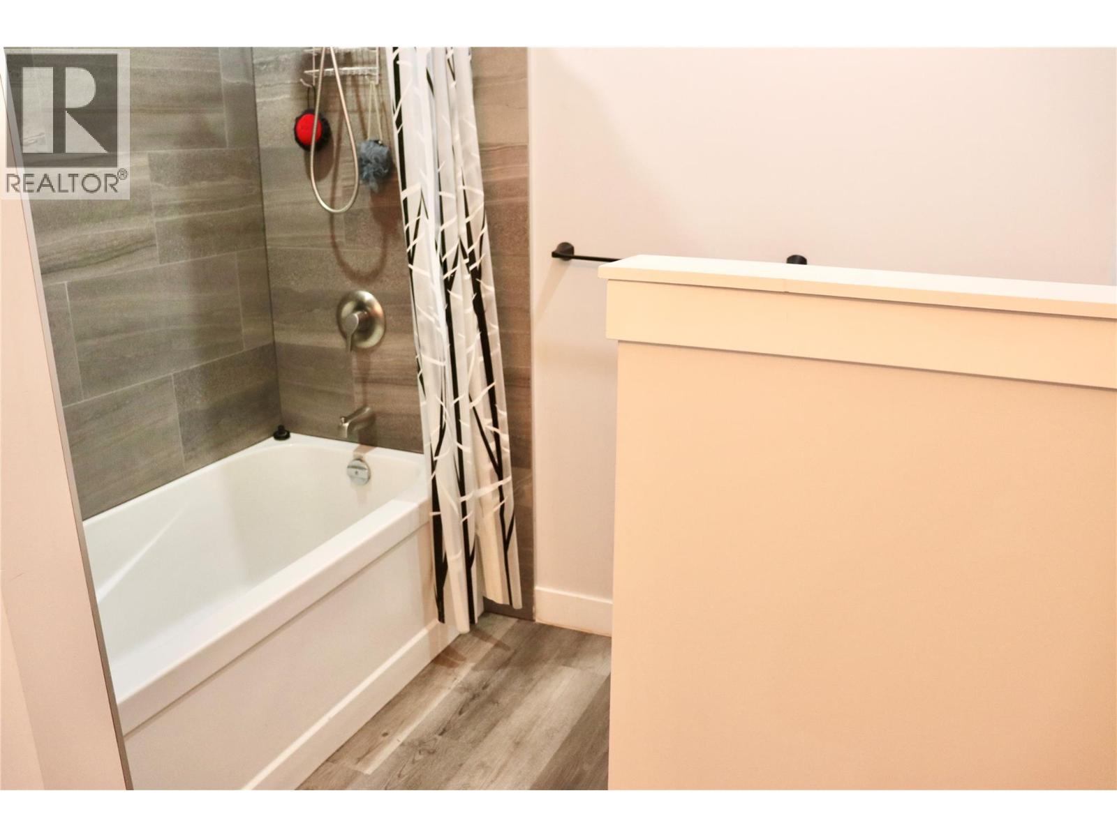 7792 Lochdale Road, Vernon, British Columbia  V1B 3R8 - Photo 46 - 10384345