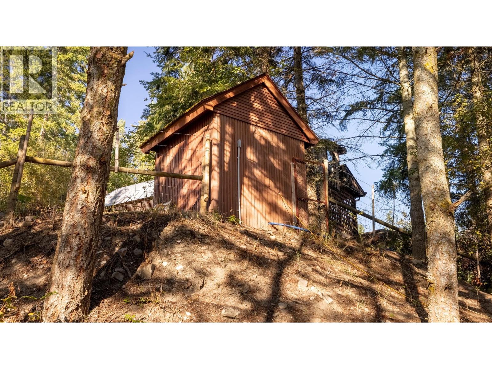 8215 Silver Star Road, Vernon, British Columbia  V1B 3M8 - Photo 64 - 10383706