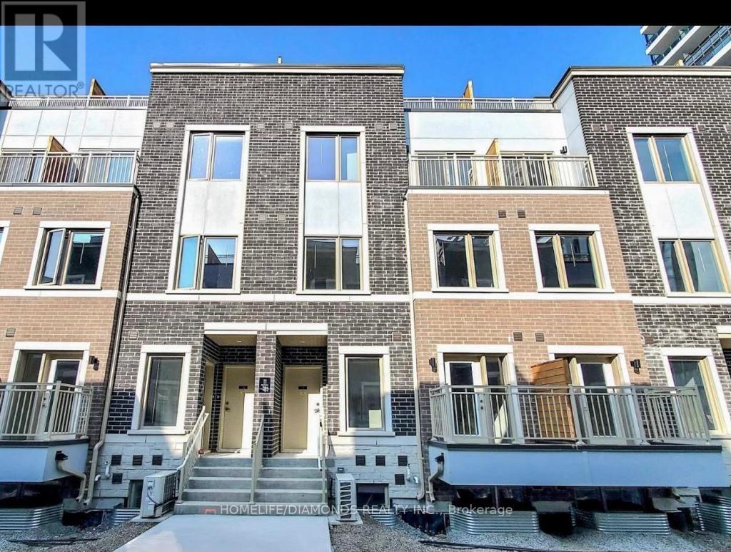 68 - 31 HONEYCRISP CRESCENT, Vaughan, Ontario