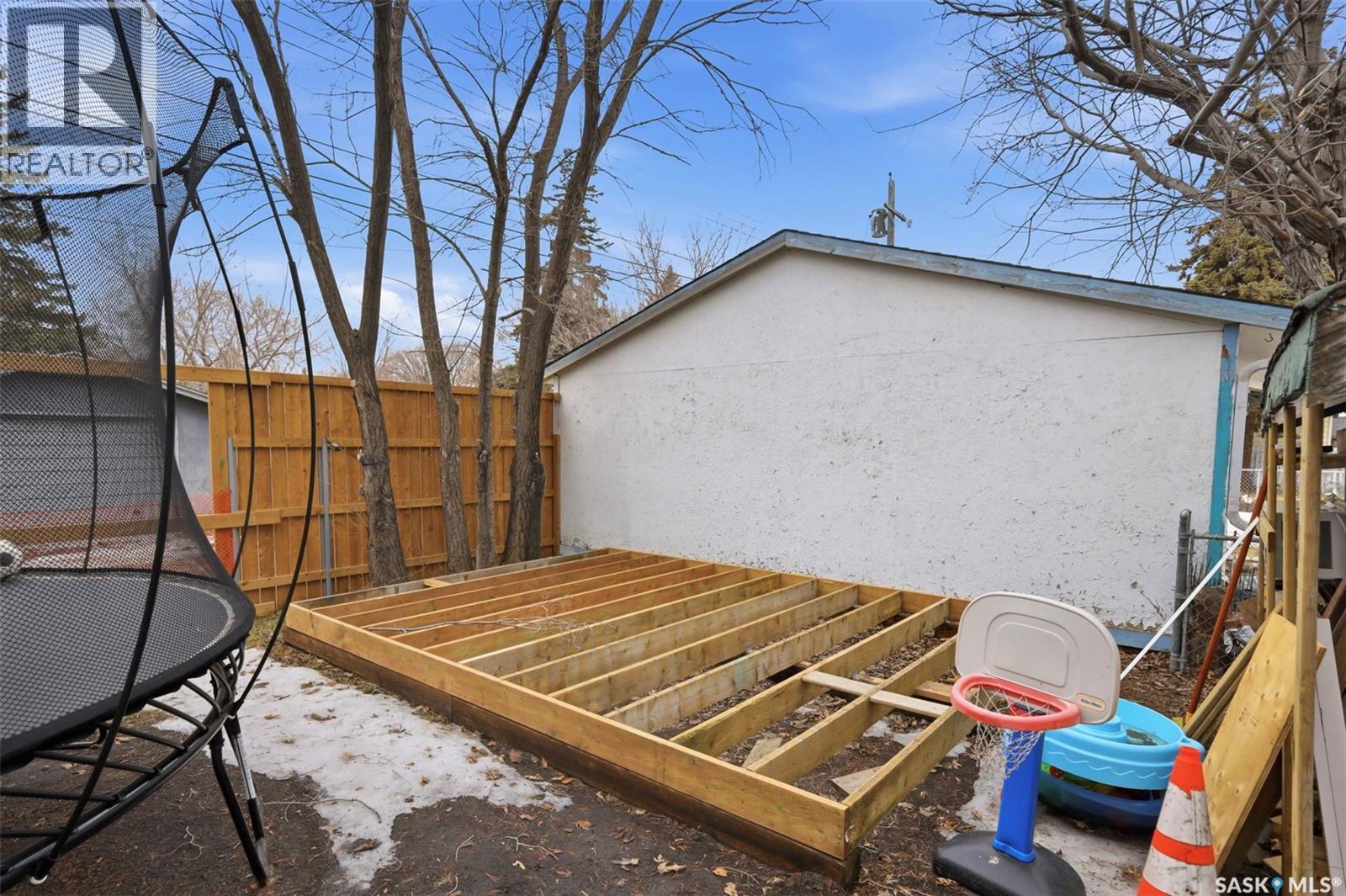 305 Montreal Avenue N, Saskatoon, Saskatchewan  S7L 3N7 - Photo 31 - SK033583